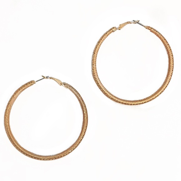 Hoop Earrings - Picture 1 of 4